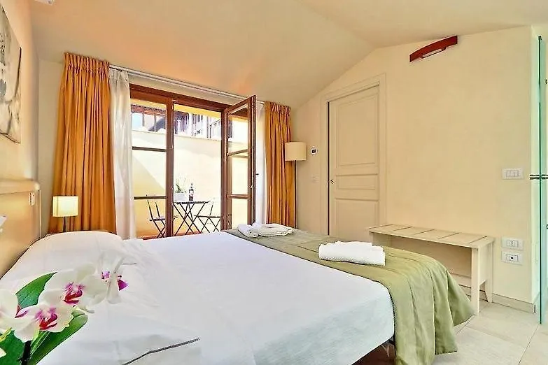 Albizi Vasari Apt 203 Florence 0*,  Italy